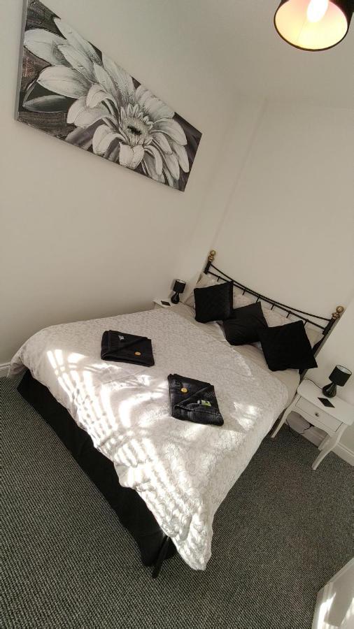 The Castleton Bed & Breakfast Blackpool Eksteriør bilde