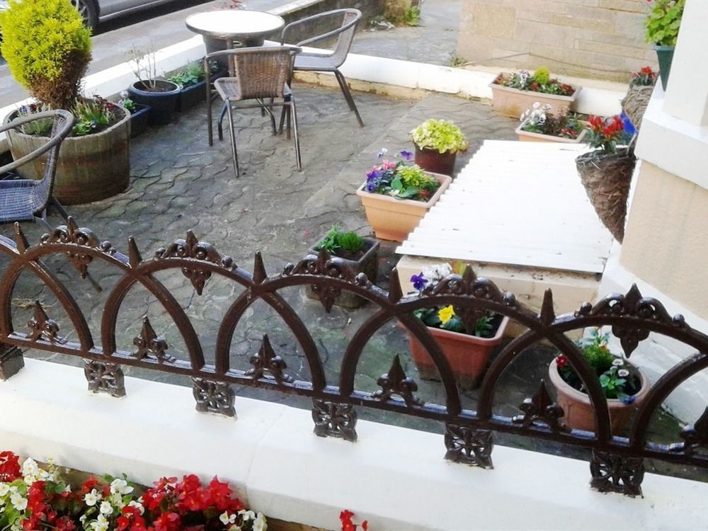 The Castleton Bed & Breakfast Blackpool Eksteriør bilde