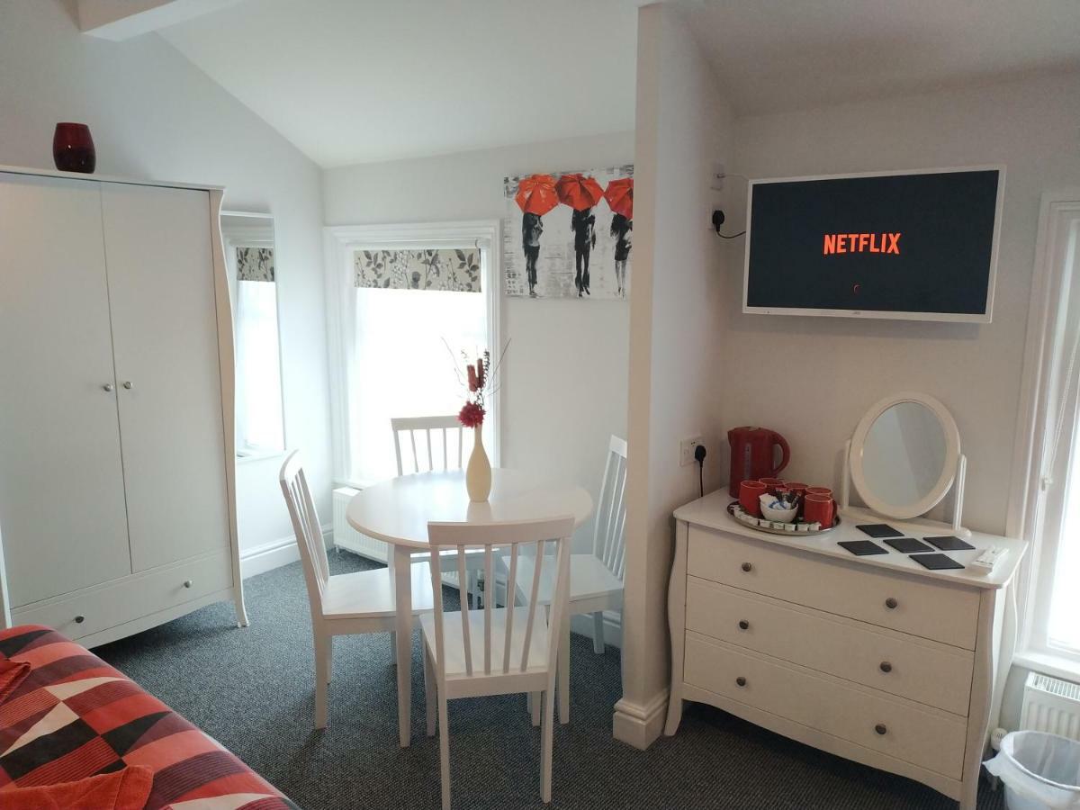 The Castleton Bed & Breakfast Blackpool Eksteriør bilde